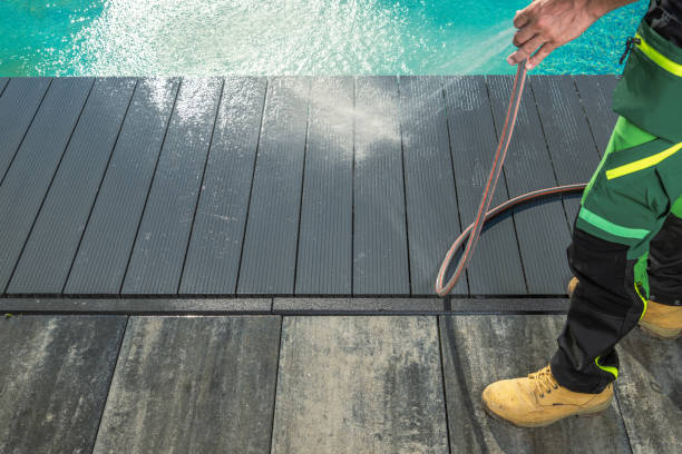 Best Commercial Building Pressure Washing  in Madison, NE