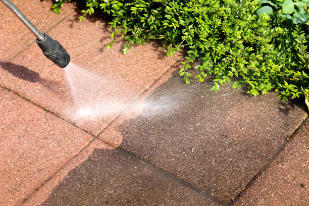 Best Garage Pressure Washing  in Madison, NE